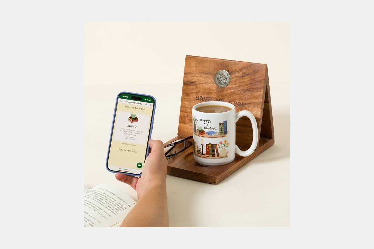 Book Nook Reading Valet