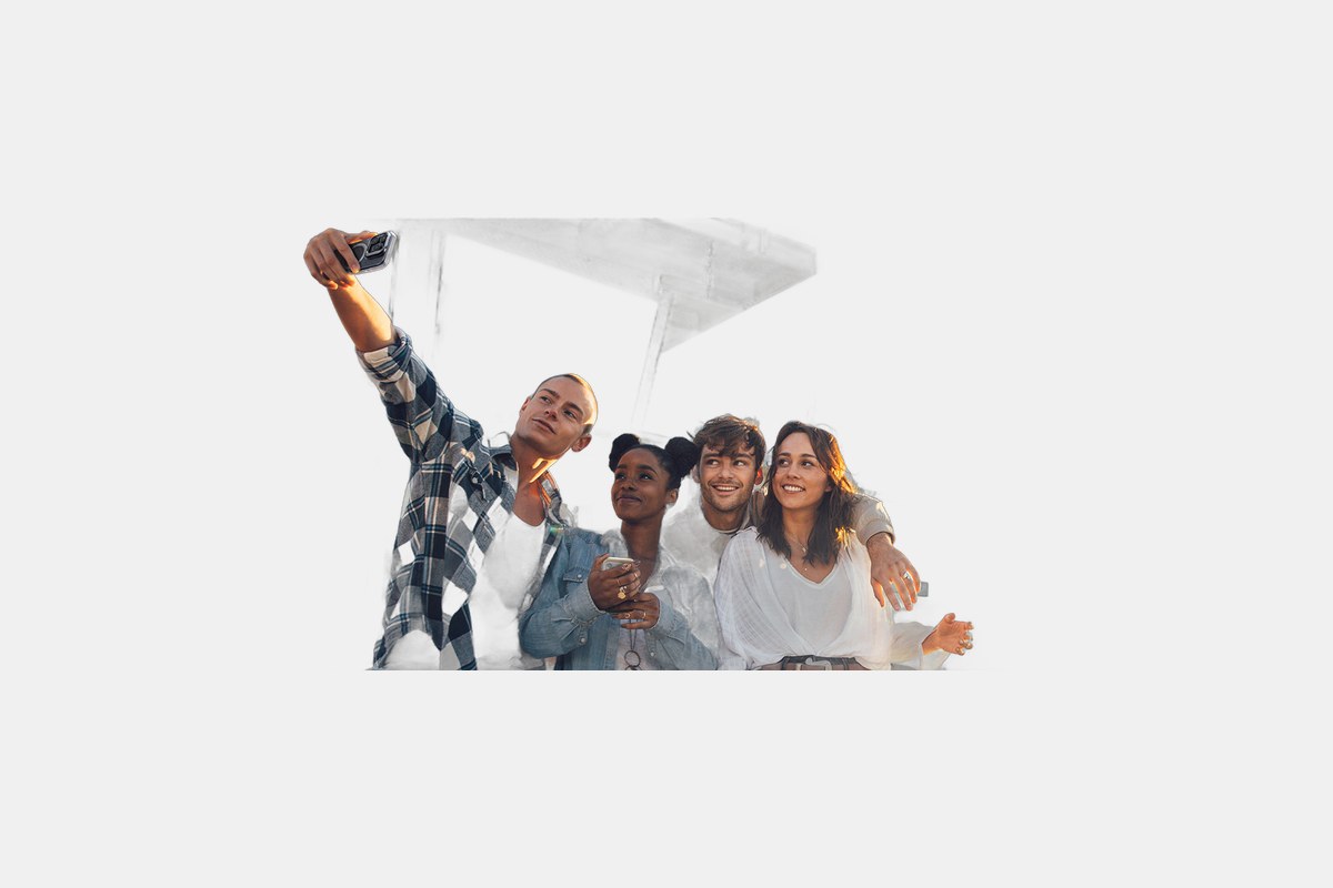 ESR Cyber Tough Magnetic Case for iPhone 17