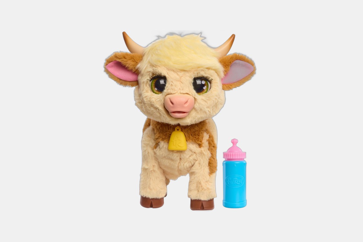 furReal Maggie The Feed & Follow Cow