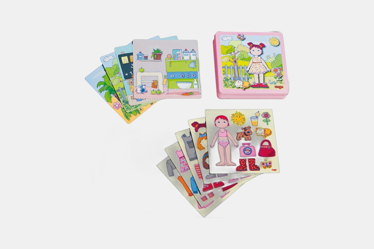 Lilli Dress-Up Magnetic Doll Playset