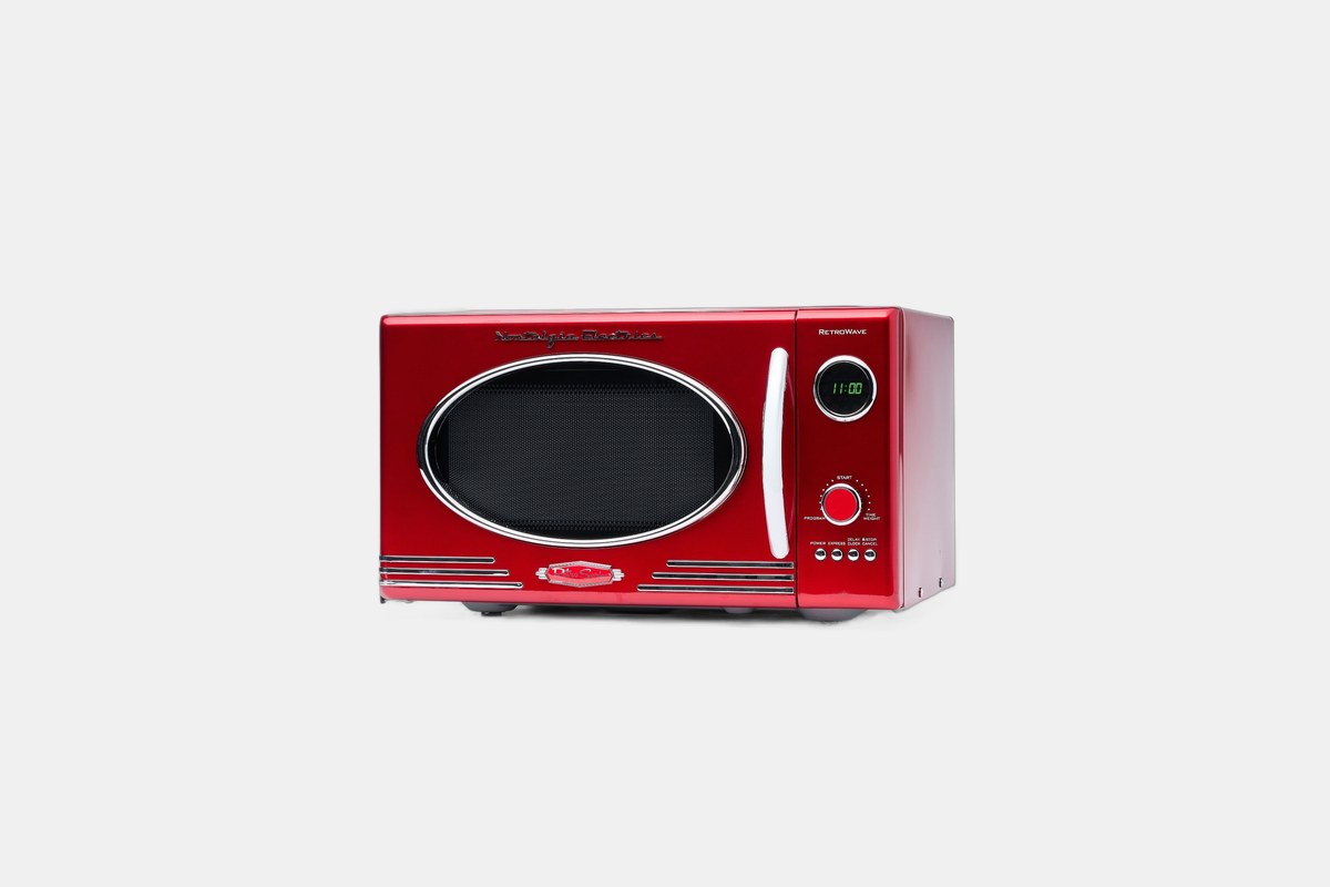 Nostalgia RMO9 Series 0.9 cu ft Microwave