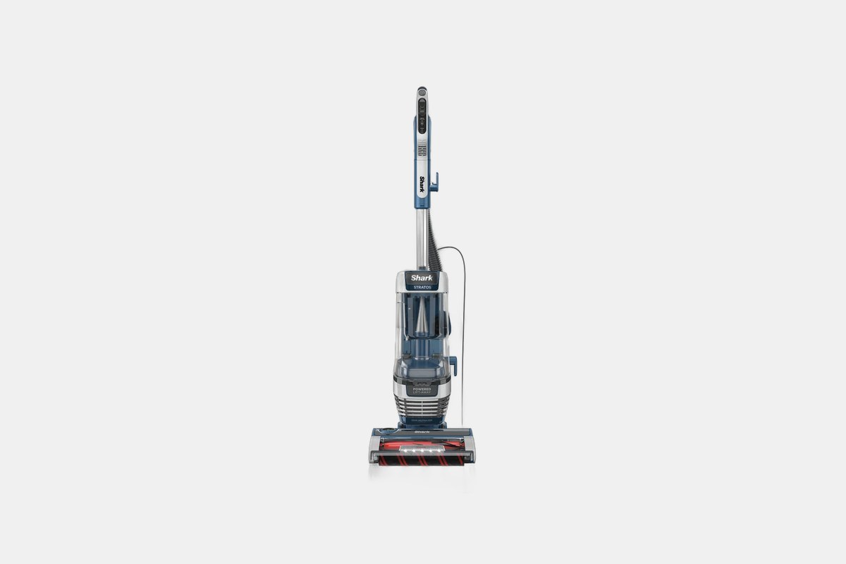 Shark AZ3002 Stratos Upright Vacuum