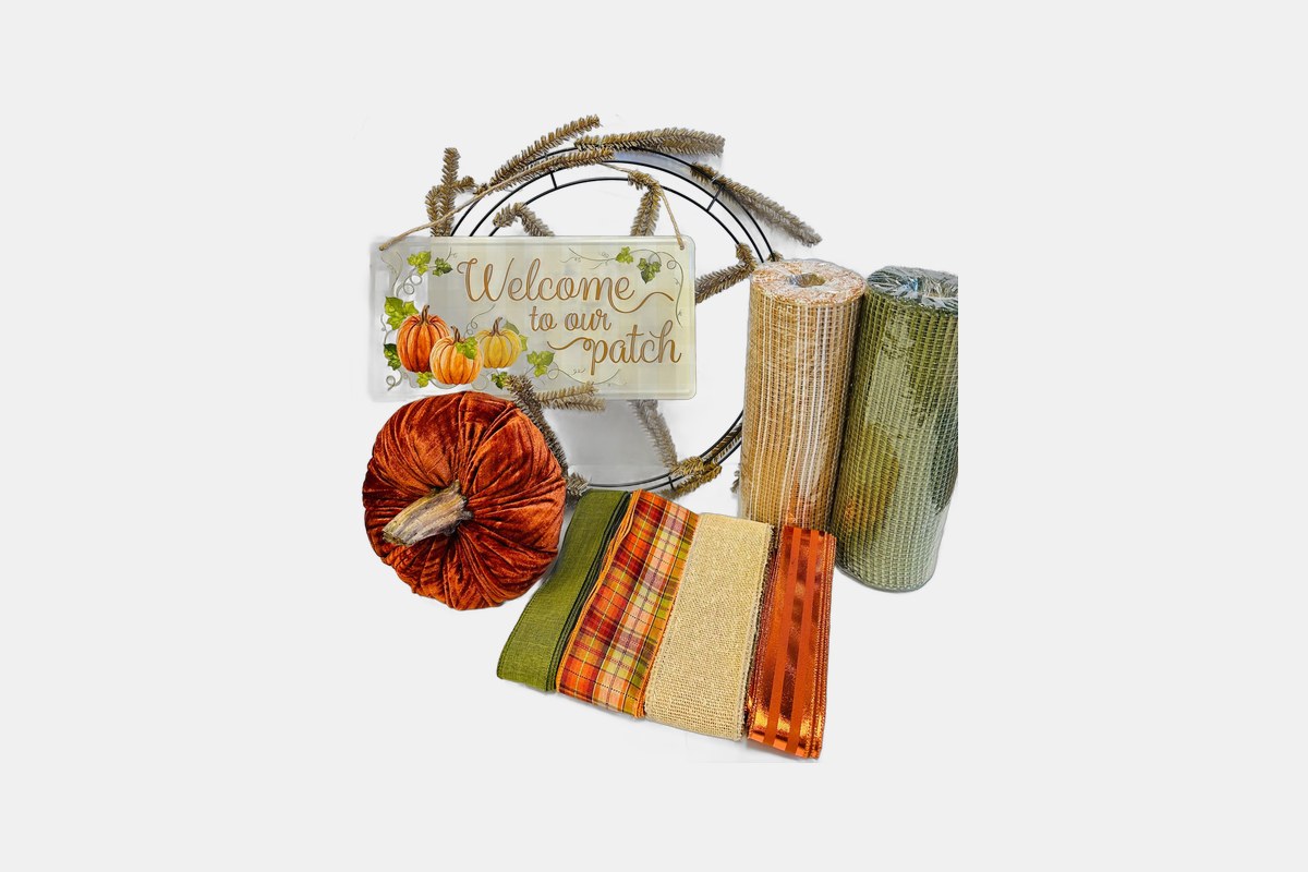 Twisted Grapevines Thrill of Hope Christmas DIY Wreath Kit