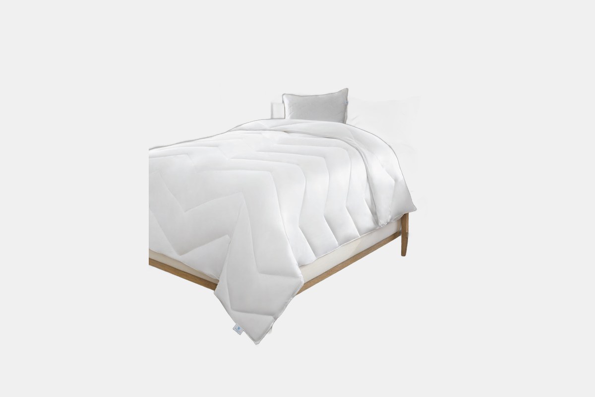 Wamsutta Supreme Comfort Down Alternative Comforter